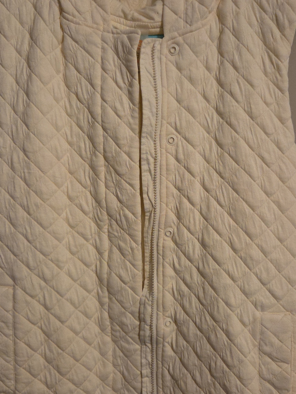 Mono B Longline Quilted Vest - Picture 3 of 6